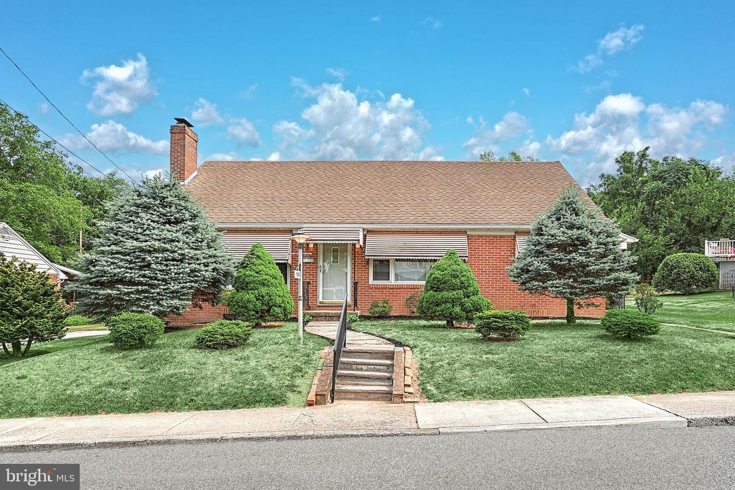 140 W Myrtle St, Littlestown, PA 17340 MLS PAAD2010120 Coldwell Banker