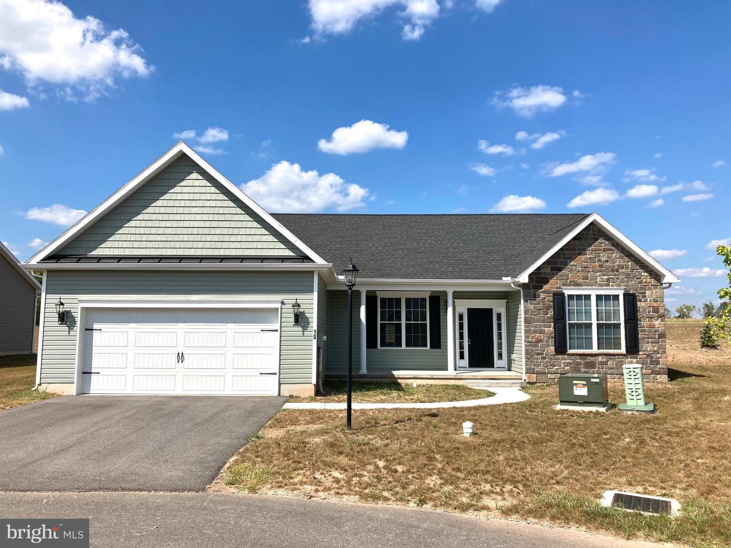 10 Pintail Ct A3, Gettysburg, PA 17325 MLS PAAD2010478 Coldwell Banker