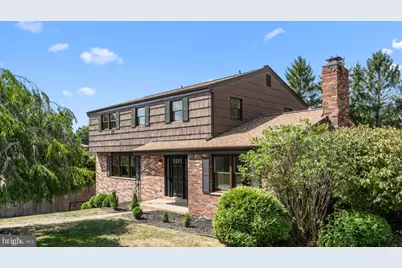 105 Calmont Drive, Pittsburgh, PA 15235 - Photo 1