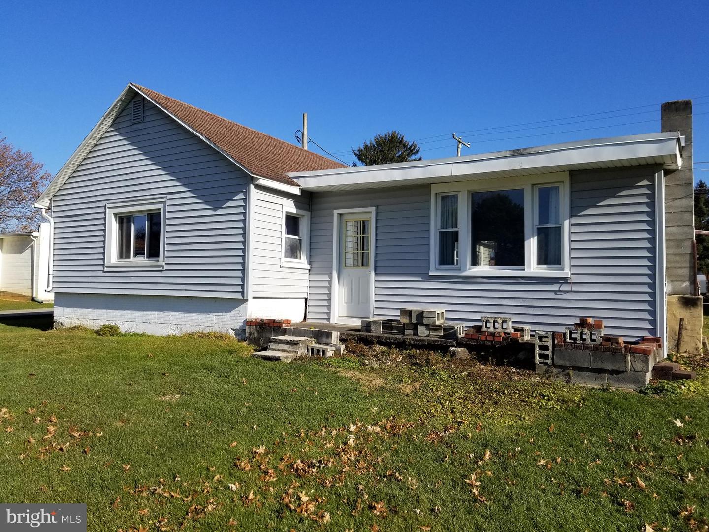 808 Apple Ln, Shoemakersville, PA 19555 MLS PABK2008358 Coldwell Banker