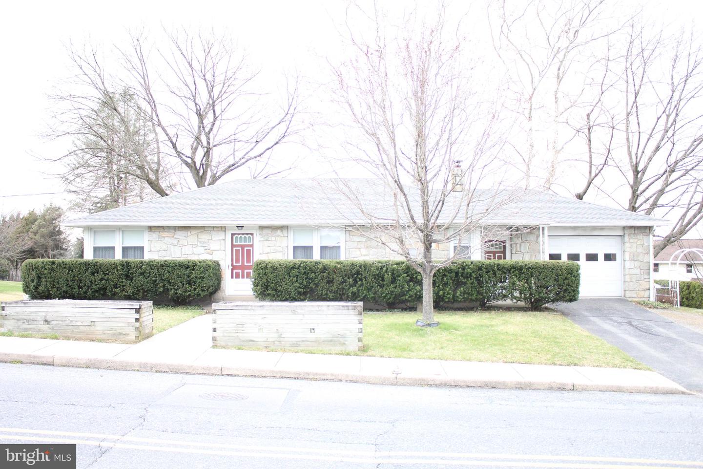 320 S Willow St, Fleetwood, PA 19522 MLS PABK2014108 Coldwell Banker