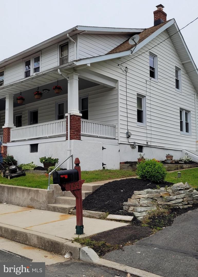 193 W Chestnut St, Bechtelsville, PA 19505 MLS PABK2015774 Coldwell