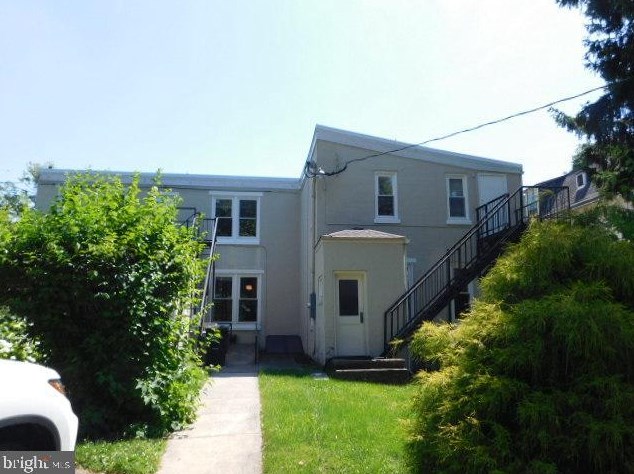 844 Centre Ave, Reading PA  19601-2550 exterior