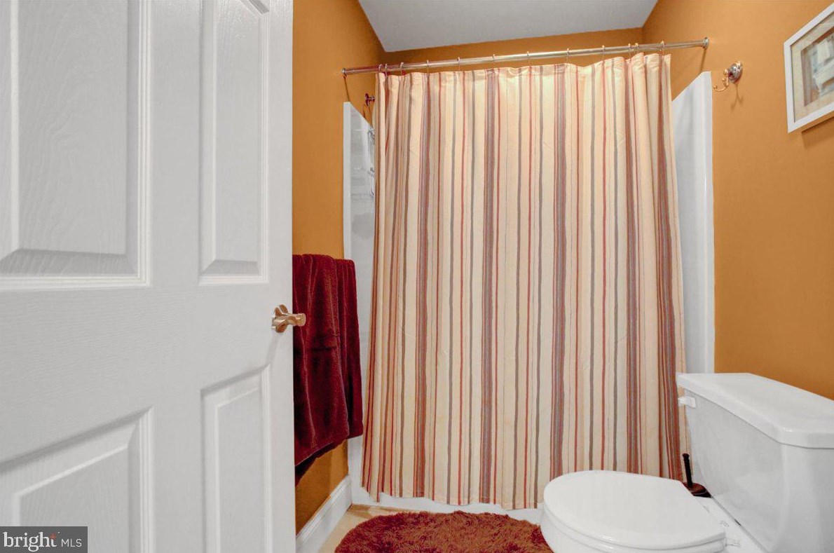 649 Madison St, Hummels Store PA 19540-1104 exterior