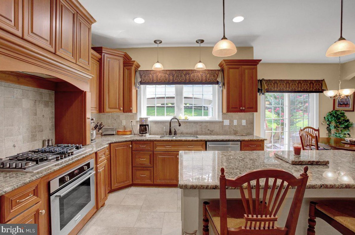 649 Madison St, Hummels Store PA 19540-1104 exterior