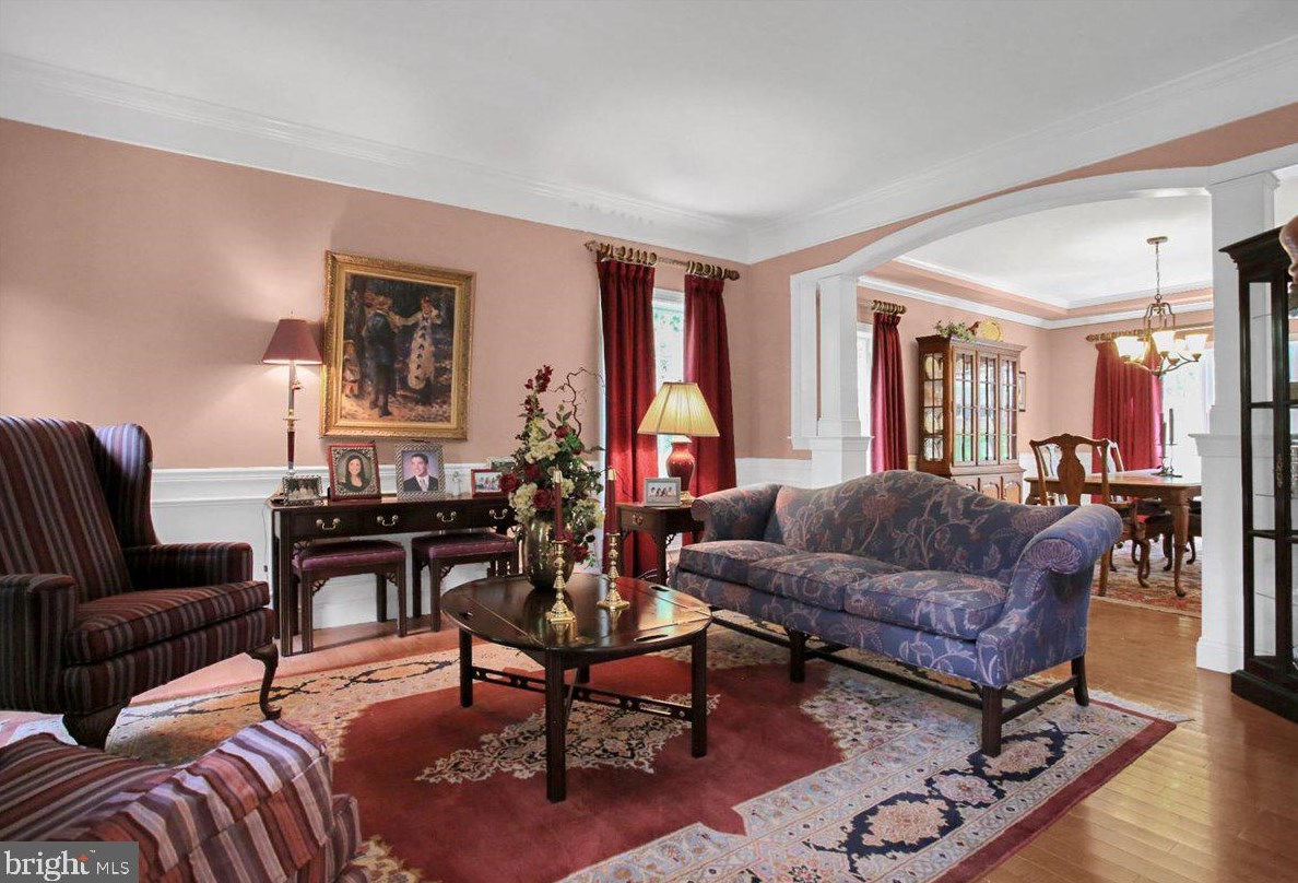 649 Madison St, Hummels Store PA 19540-1104 exterior