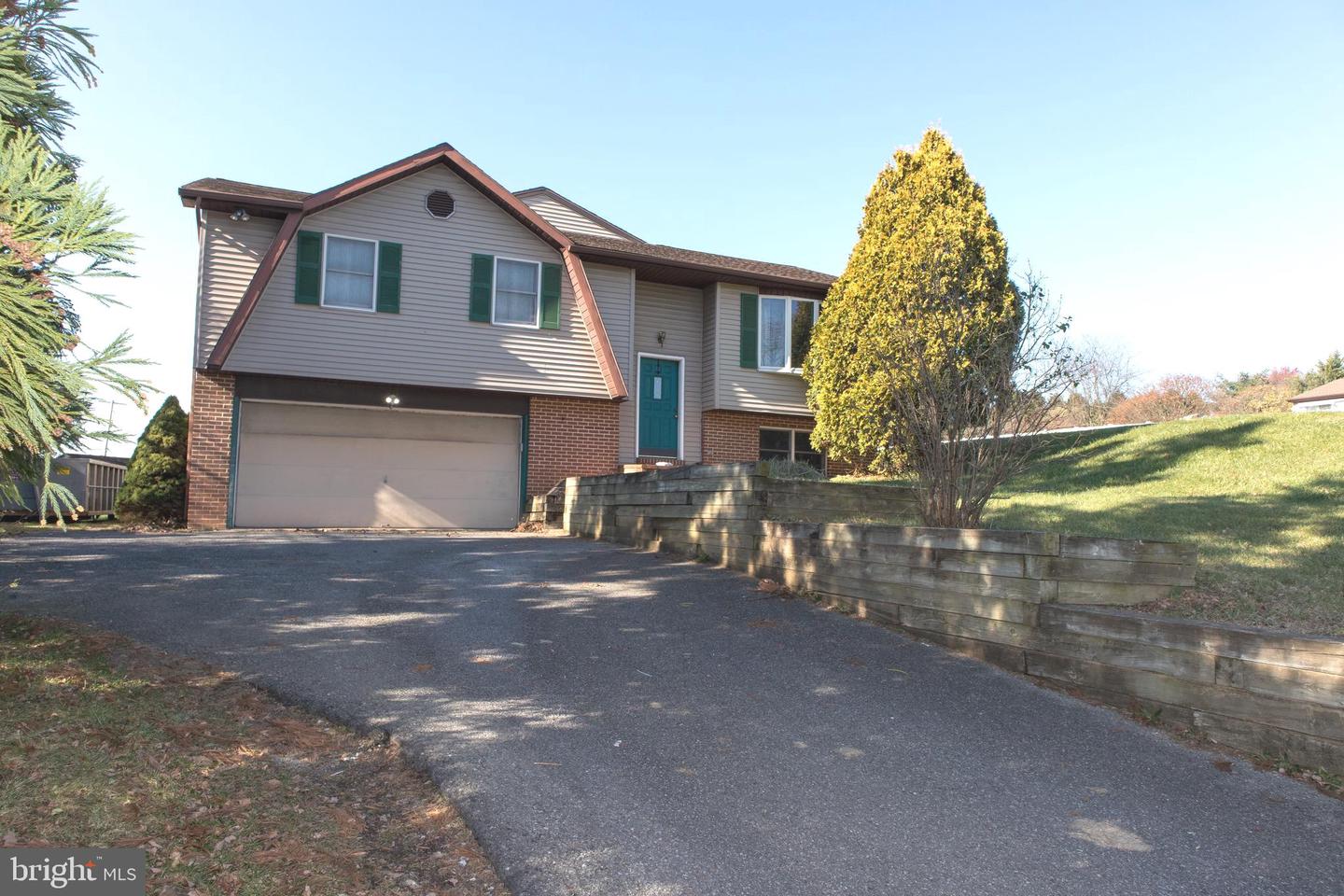 2 Ginna B Dr, Robesonia, PA 19551 MLS PABK2024264 Coldwell Banker