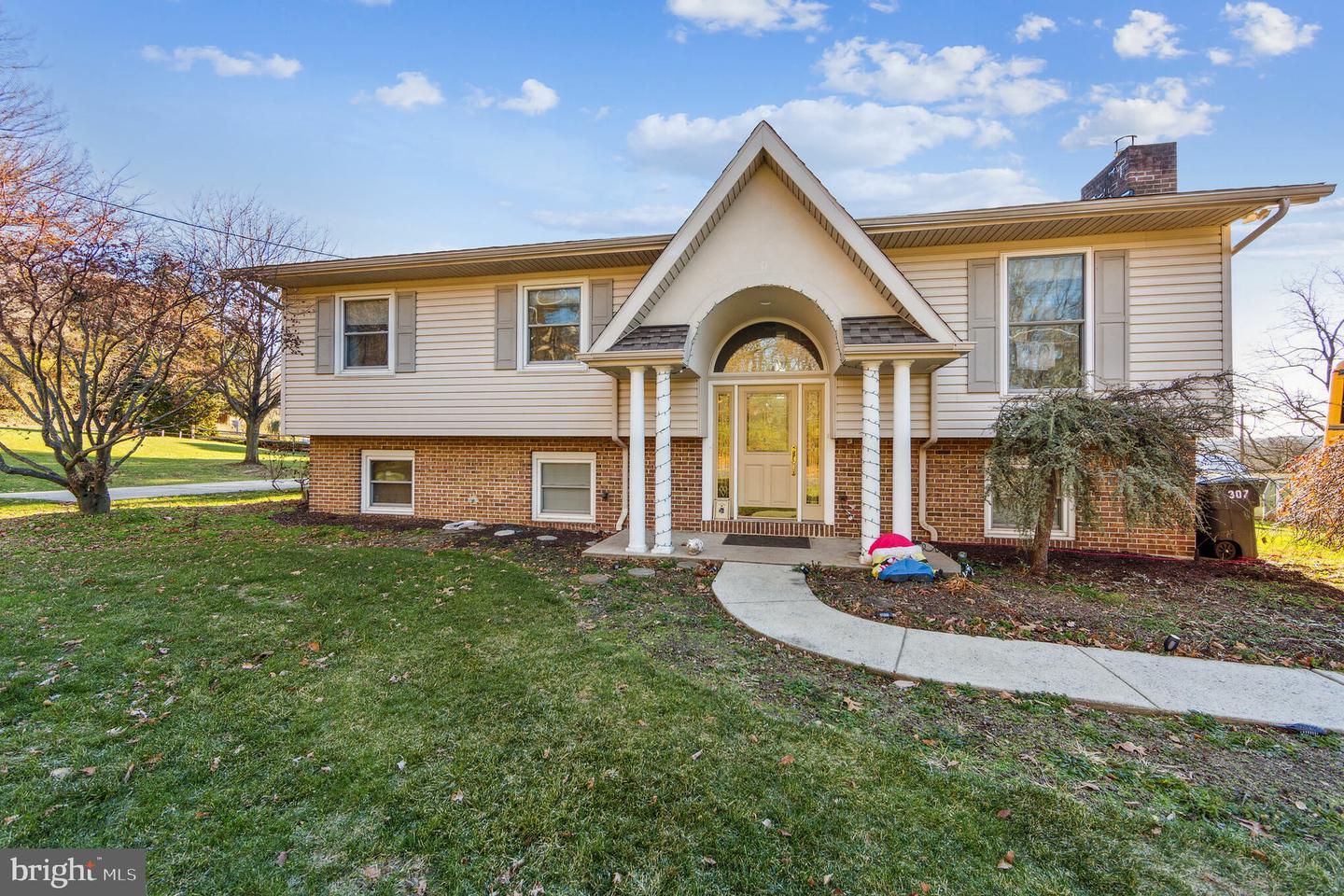 307 Skyline Dr, Reading, PA 19606 MLS PABK2024692 Coldwell Banker