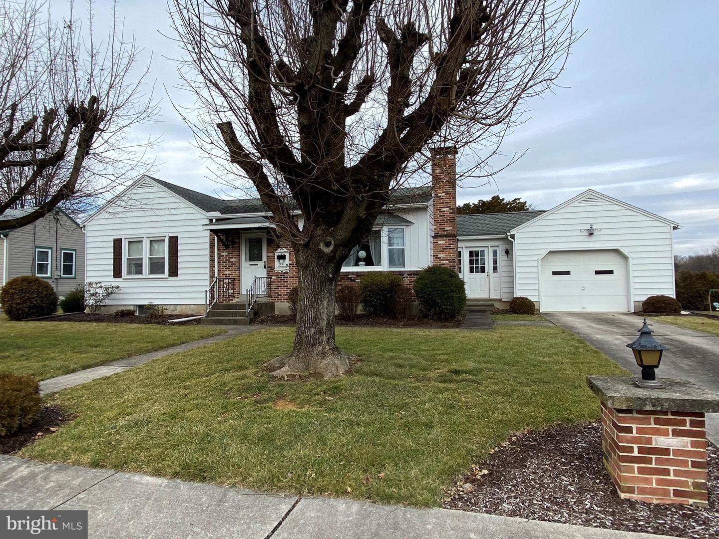 551 College Garden Dr, Kutztown, PA 19530 MLS PABK2025780 Coldwell