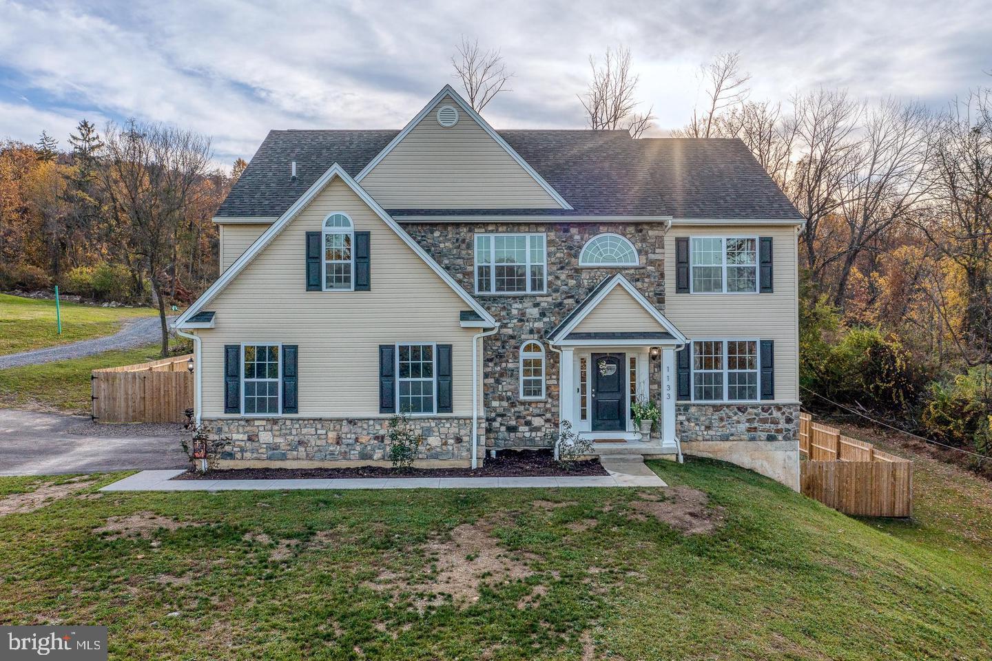 1133 Old Fritztown Rd, Sinking Spring, PA 19608 MLS PABK2026530