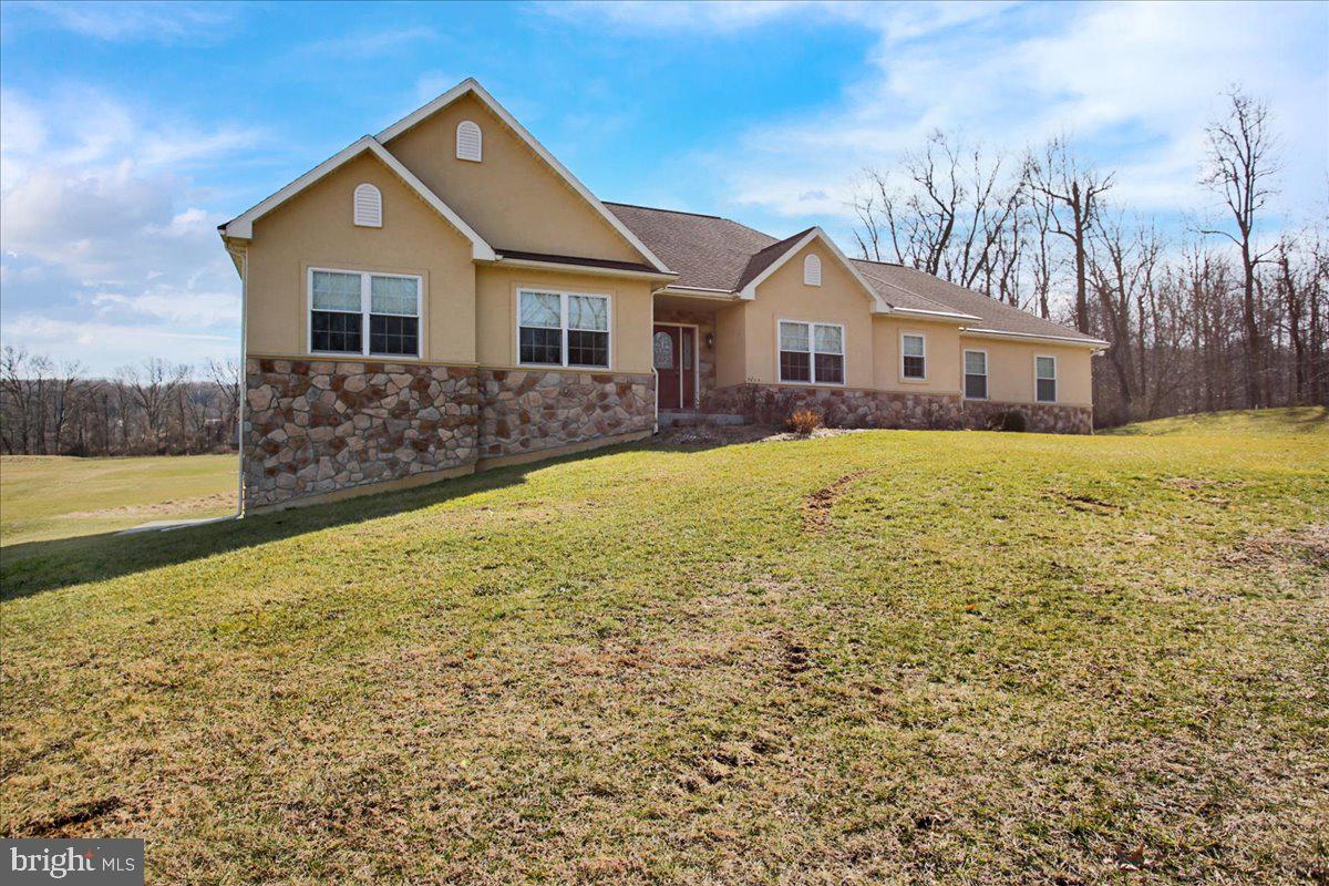 60 Cider Mill Rd, Mertztown, PA 19539 MLS PABK2026736 Coldwell Banker