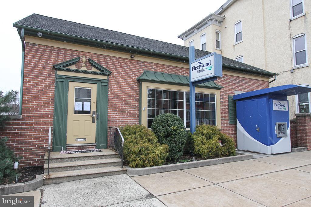 216 E Philadelphia Ave, Boyertown, PA 19512 MLS PABK2026780 Coldwell Banker