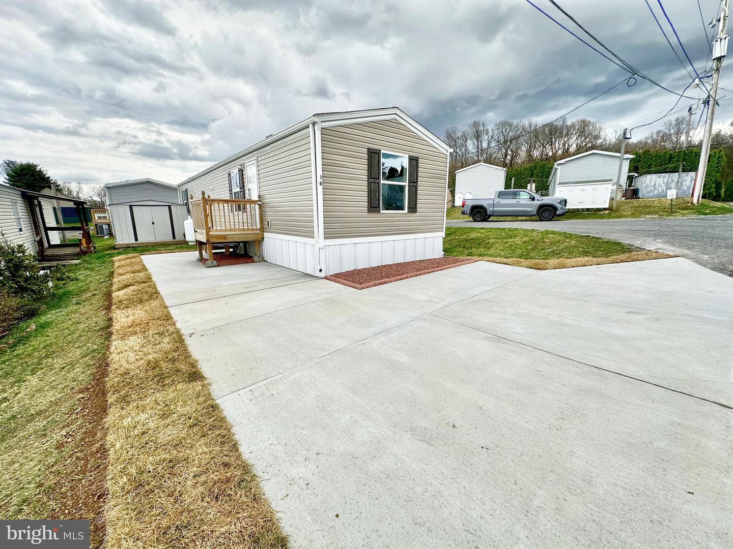 16 Woodland Ln, Mertztown, PA 19539 MLS PABK2040958 Coldwell Banker