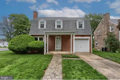 415 Dorchester Avenue, Reading, PA 19609 - Photo 1