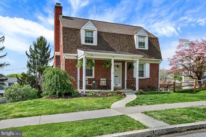 15 Carlisle Avenue, Reading, PA 19609 - Photo 1