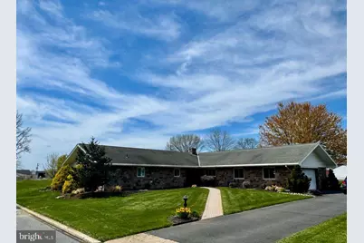 419 W Race Street, Fleetwood, PA 19522 - Photo 1