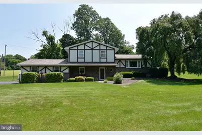 401 Antietam Road, Reading, PA 19606 - Photo 1