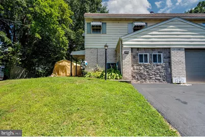 820 Rabbit Lane, Reading, PA 19606 - Photo 1