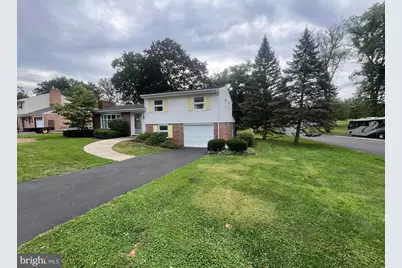 530 Hain Avenue, Reading, PA 19605 - Photo 1