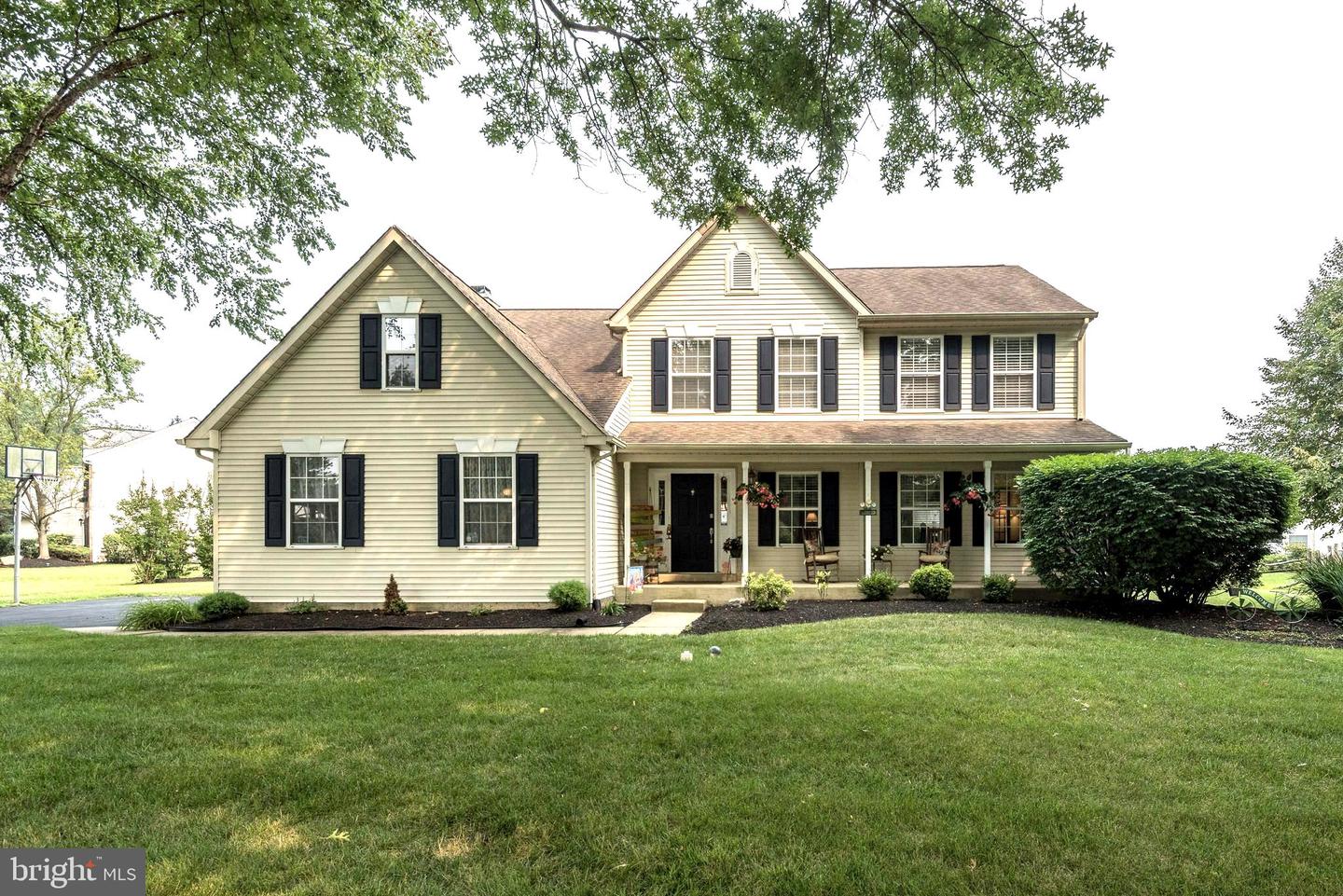 424 Hidden Oaks Dr, Yardley, PA 19067 MLS PABU2003212 Coldwell Banker