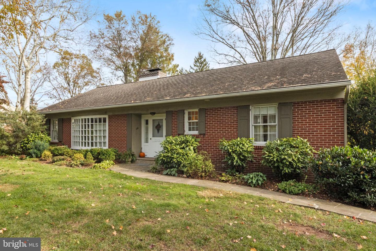 120 Hillendale Dr, Doylestown, PA 18901 MLS PABU2011176 Coldwell Banker