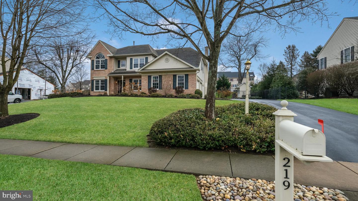 219 Windsor Way, Doylestown, PA 18901 MLS PABU2017388 Coldwell Banker