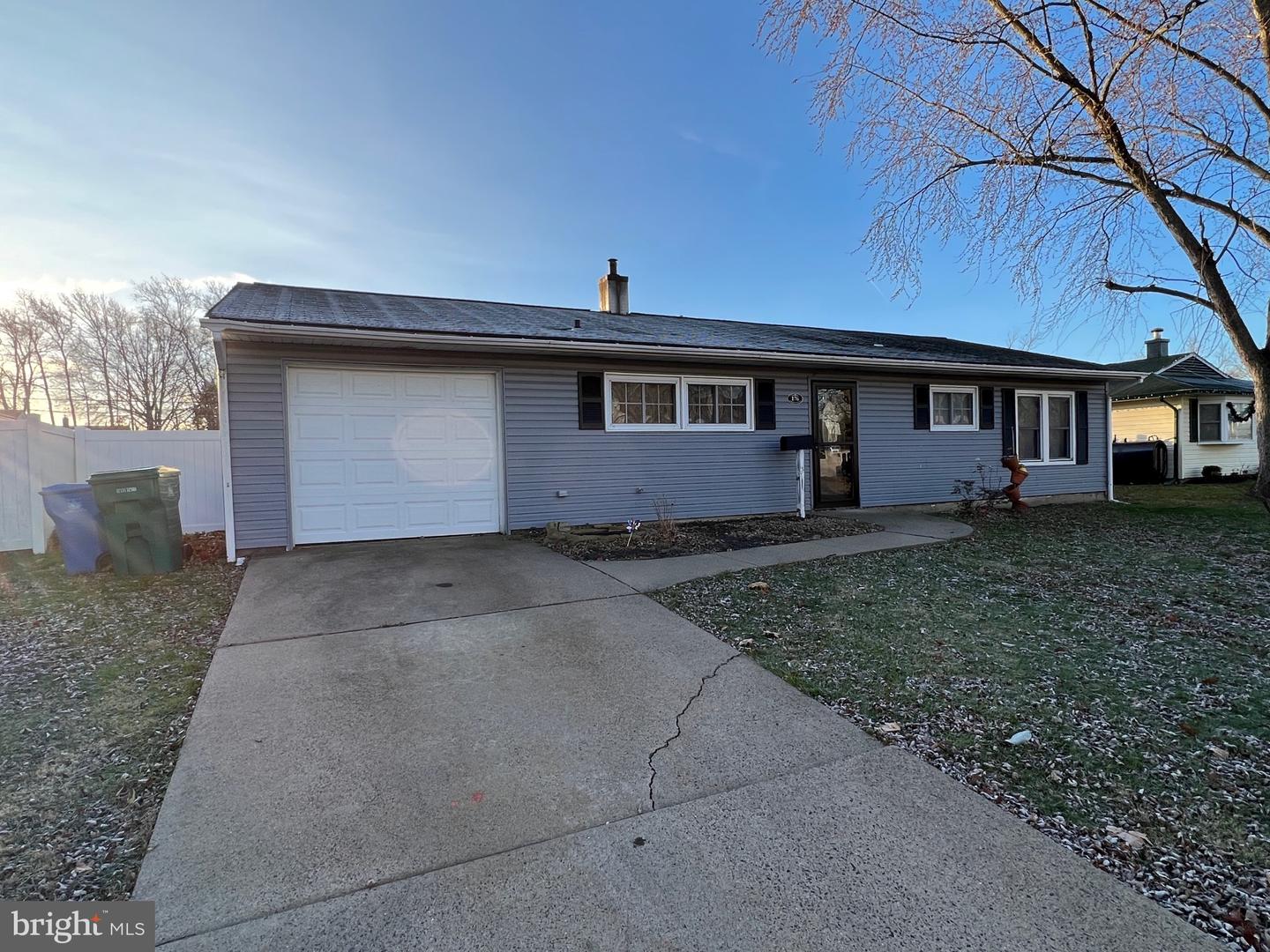 176 Indian Creek Dr, Levittown, PA 19057 MLS PABU2017428 Coldwell