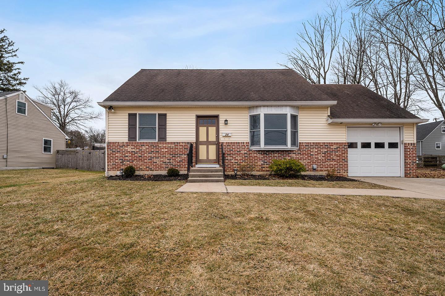 24 Oak Ave, Chalfont, PA 18914 MLS PABU2021360 Coldwell Banker