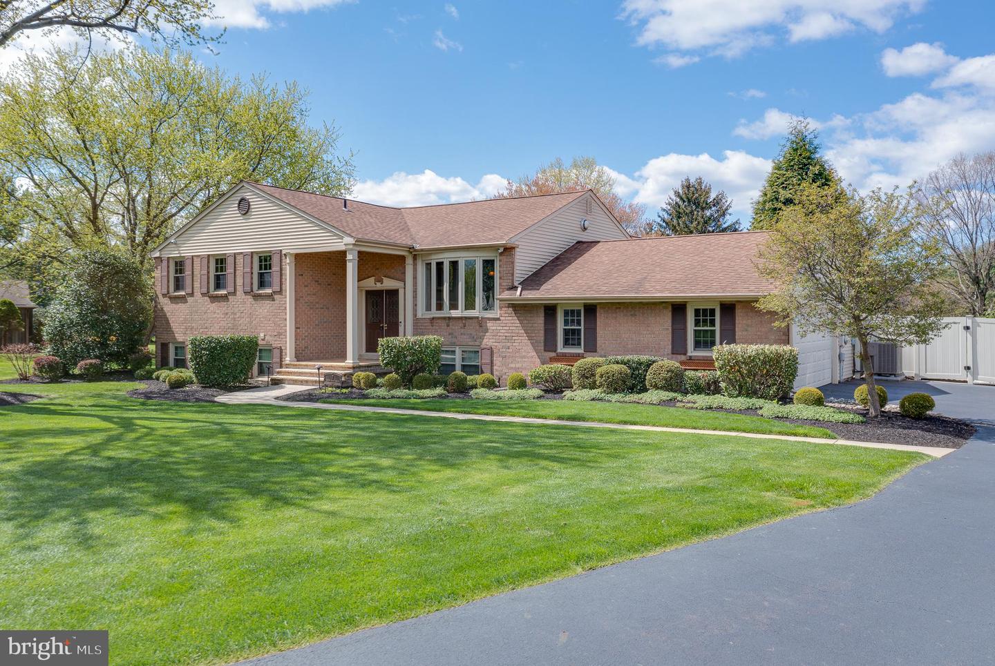 7 Windy Knoll Dr, Richboro, PA 18954 MLS PABU2025450 Coldwell Banker