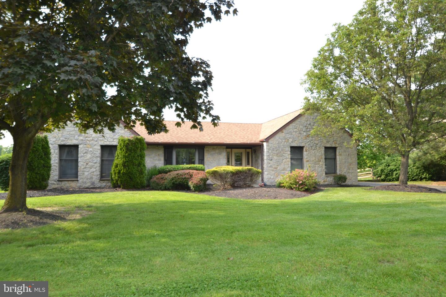 1697 Fairway Dr, Jamison, PA 18929 MLS PABU2026006 Coldwell Banker