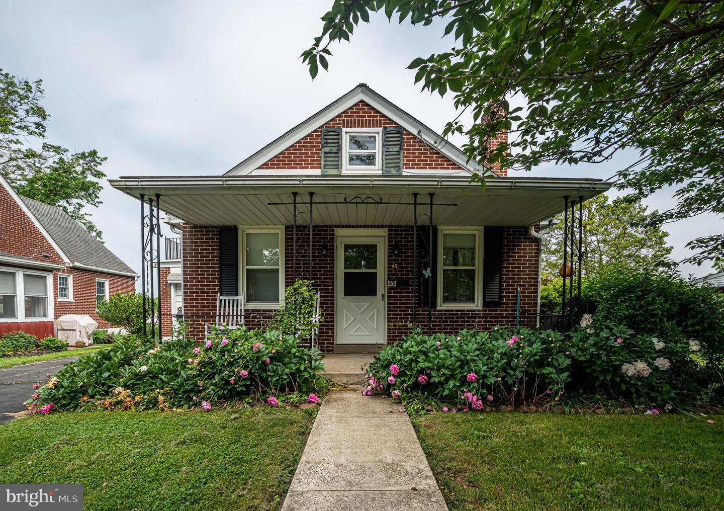 45 E Grandview Ave, Sellersville, PA 18960 MLS PABU2028470 Coldwell