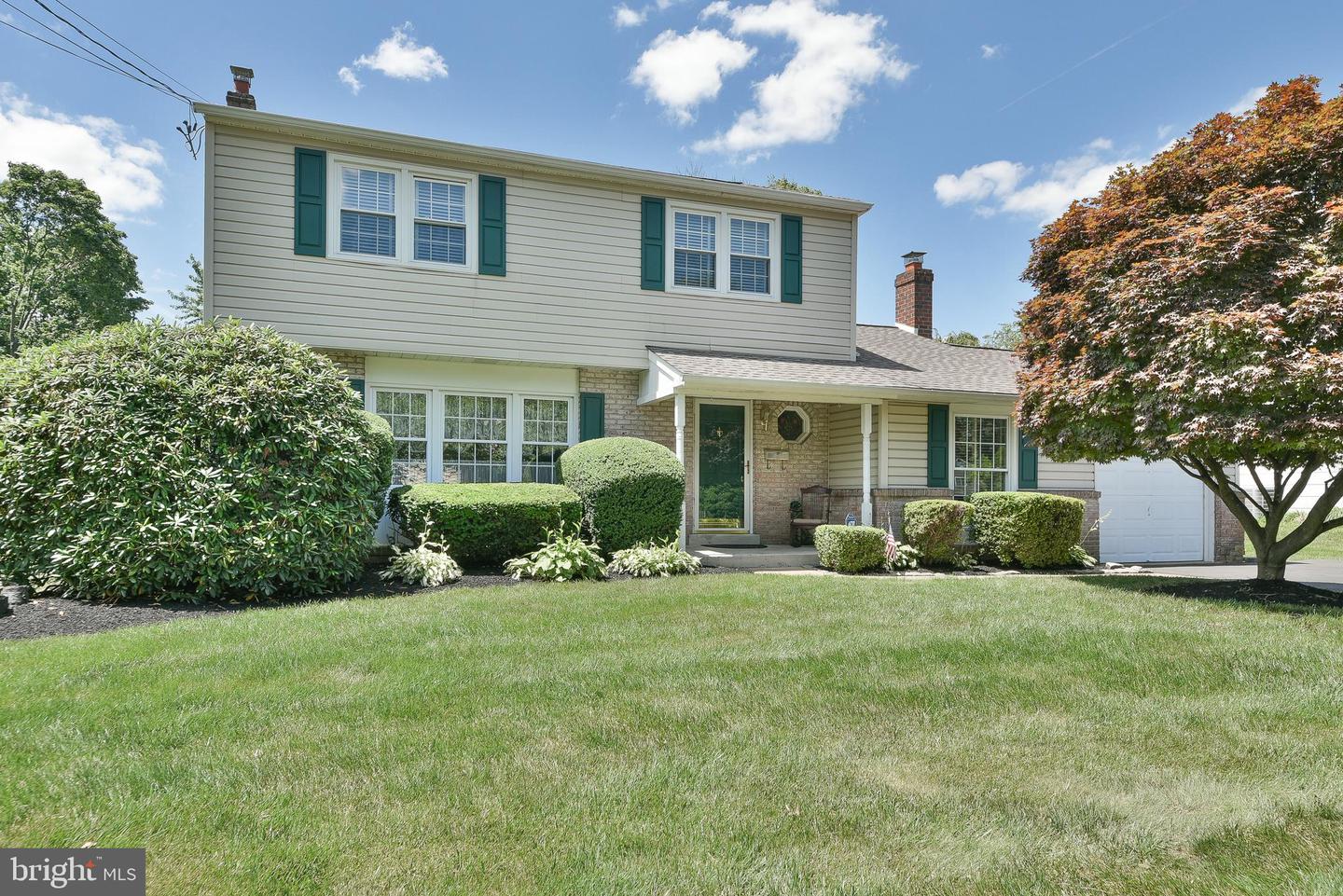 470 Burgundy Dr, Southampton, PA 18966 MLS PABU2031574 Coldwell Banker