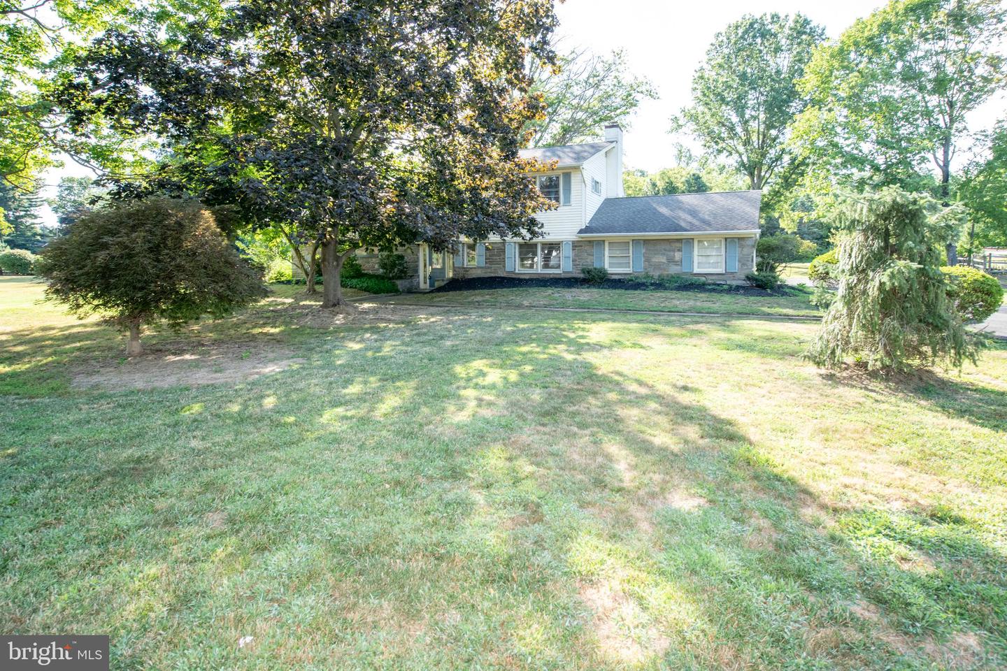 653 W Sandy Ridge Rd, Doylestown, PA 18901 MLS PABU2034856 Coldwell