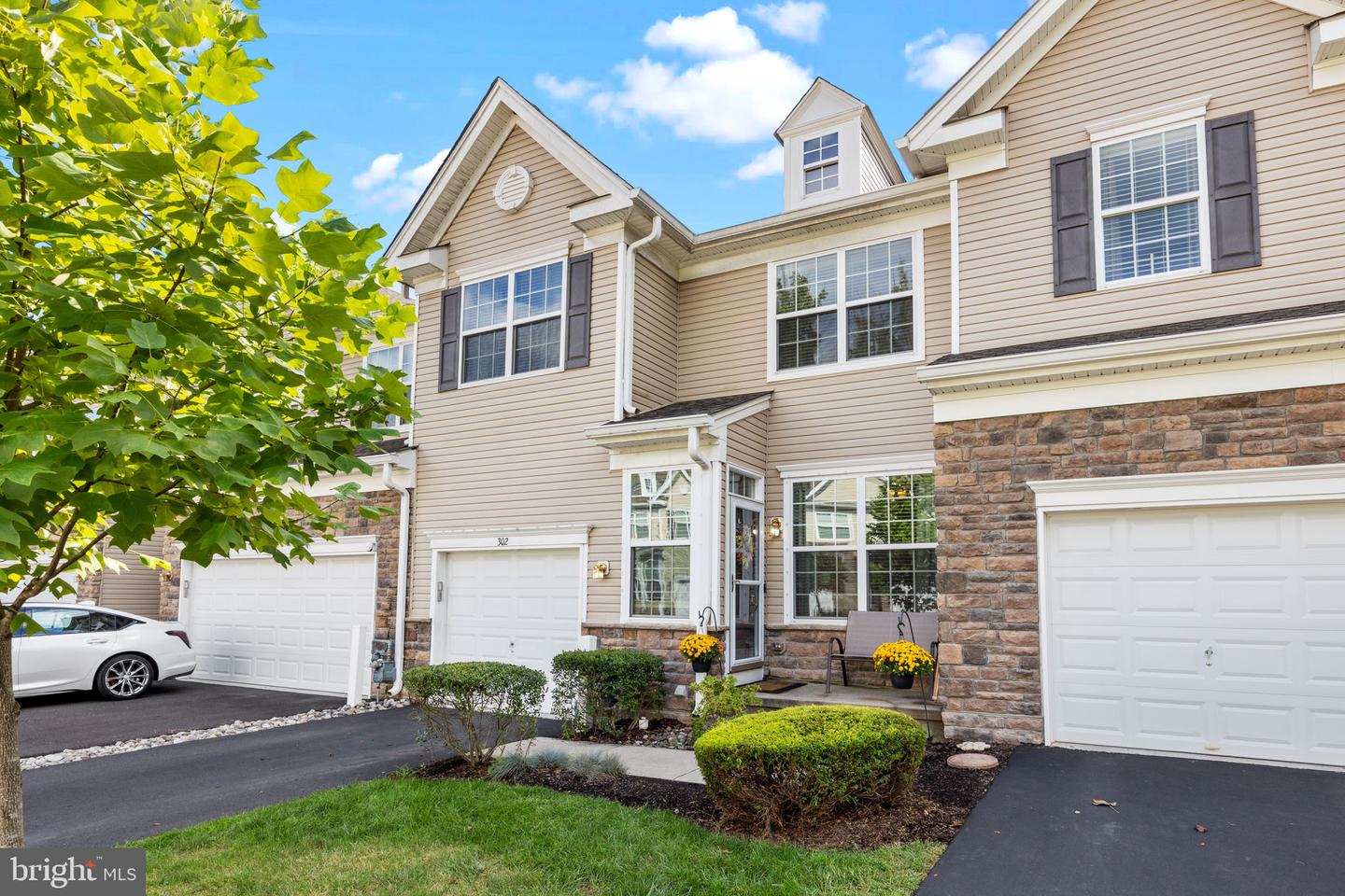 302 Roarks Trail, Warminster, PA 18974 MLS PABU2035482 Coldwell Banker