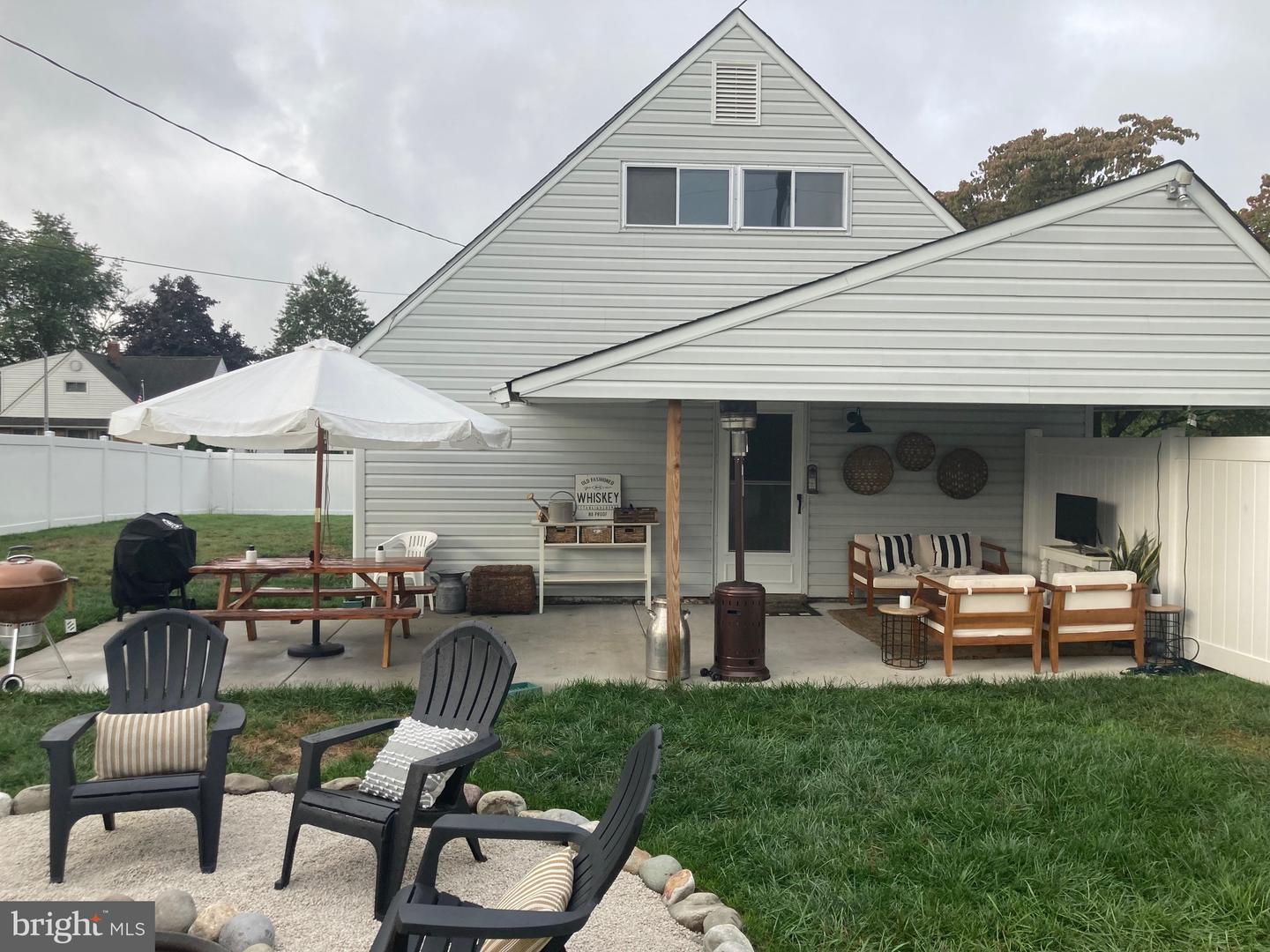 390 Crabtree Dr, Levittown, PA 19055 MLS PABU2035996 Coldwell Banker