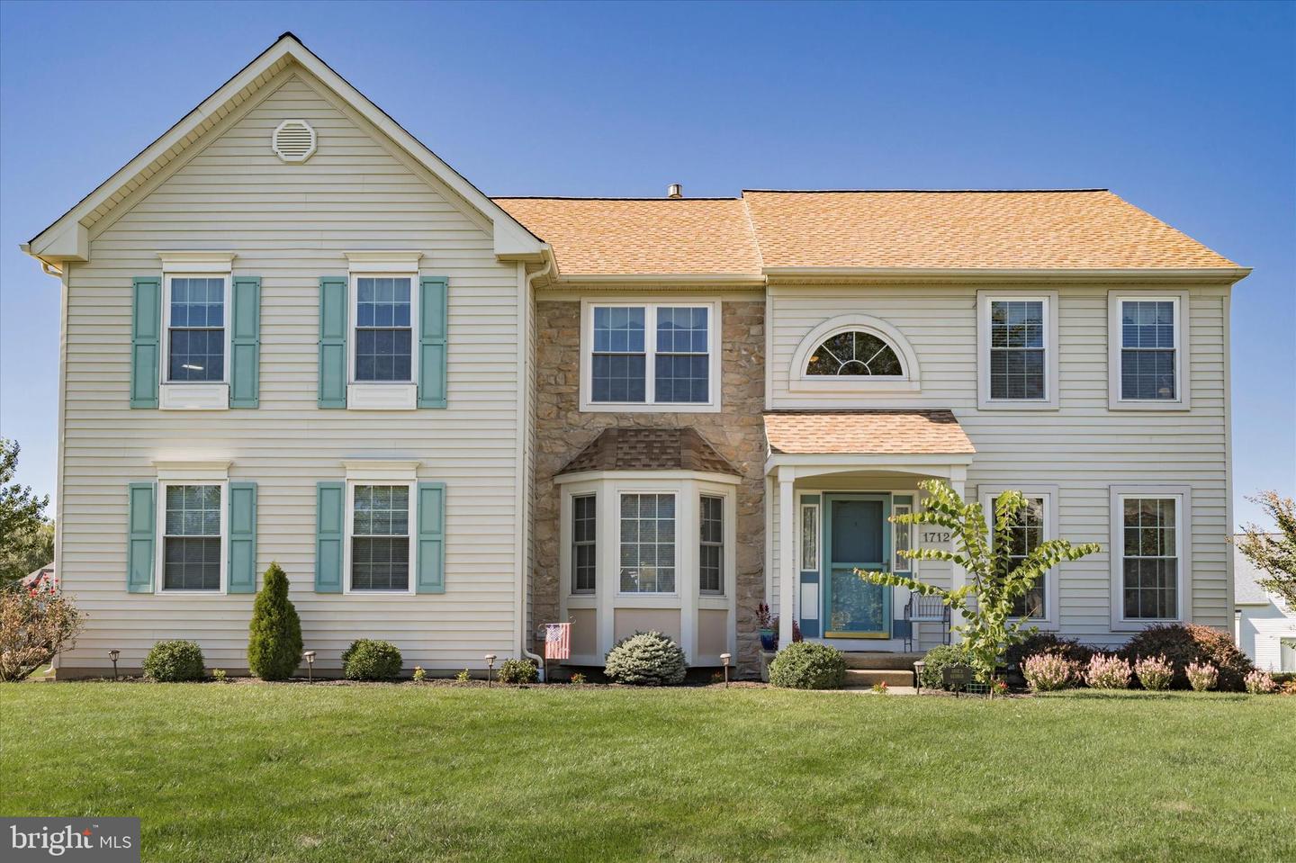 1712 Ross Ln, Jamison, PA 18929 MLS PABU2036182 Coldwell Banker