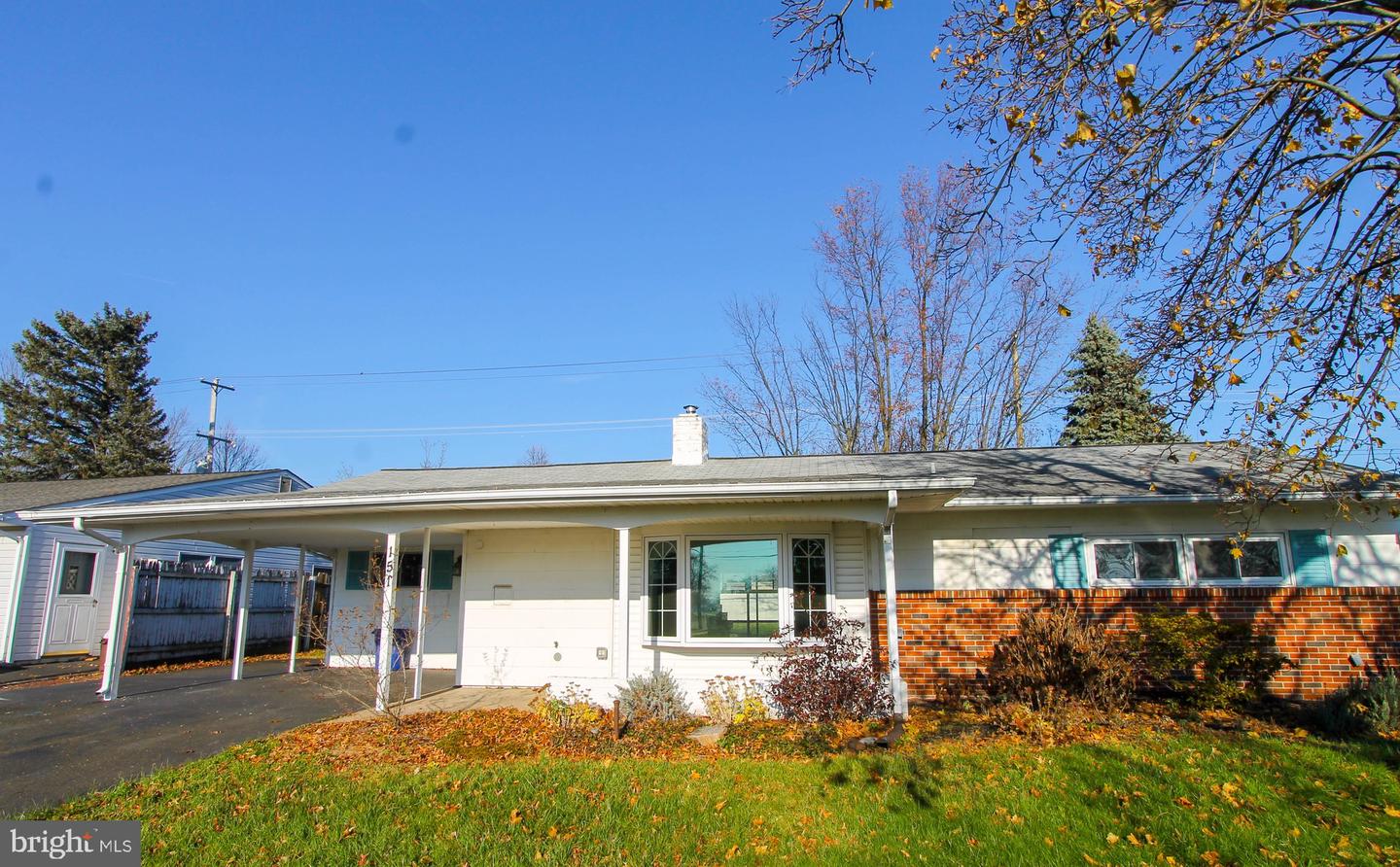 151 Pinewood Dr, Levittown, PA 19054 MLS PABU2040668 Coldwell Banker