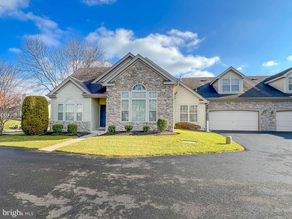 15 Legacy Oaks Dr, Richboro, PA 18954 MLS PABU2041834 Coldwell Banker