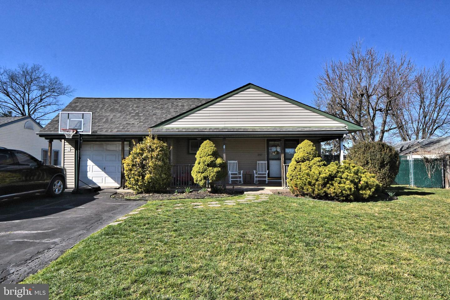 257 Wyandotte Rd, Fairless Hills, PA 19030 MLS PABU2045070 Coldwell