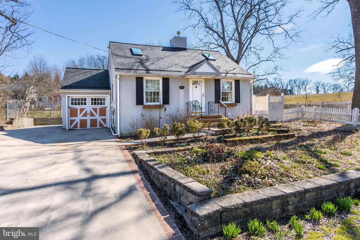 6064 Upper Mountain Rd, New Hope, PA 18938 MLS PABU2045694 Coldwell