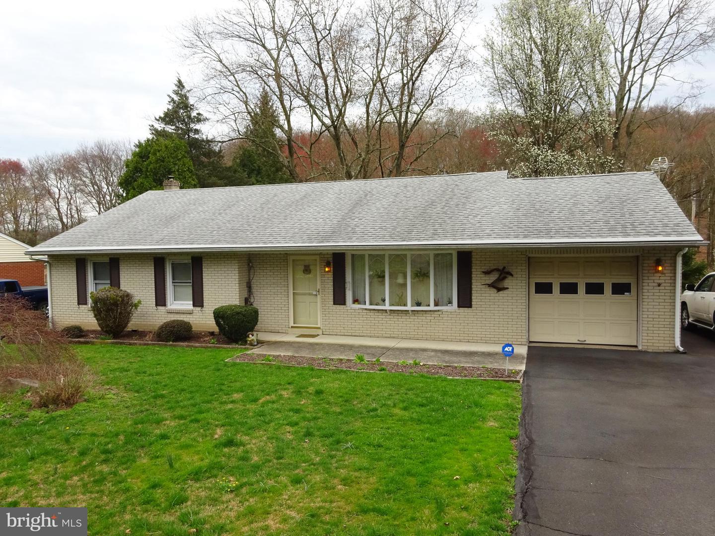 121 S Shady Retreat Rd, Doylestown, PA 18901 MLS PABU2047488