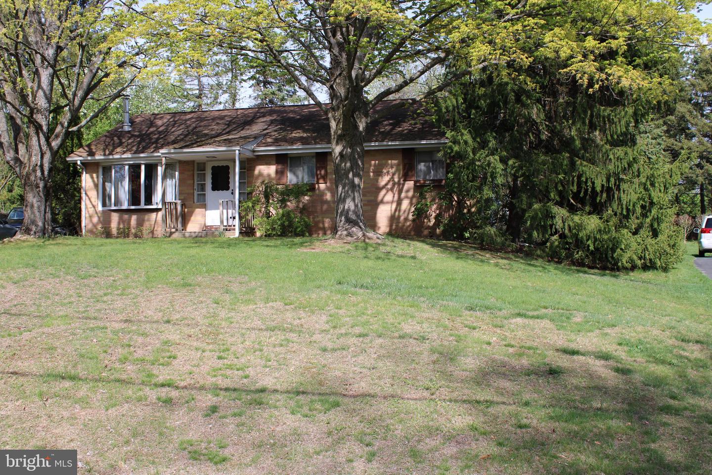 13 Belmont Square, Doylestown, PA 18901 MLS PABU2047798 Coldwell Banker