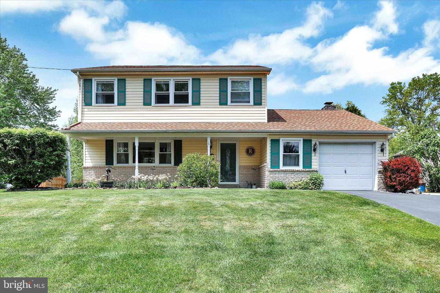 18 Crestland Terrace, Doylestown, PA 18901 MLS PABU2049130 Coldwell