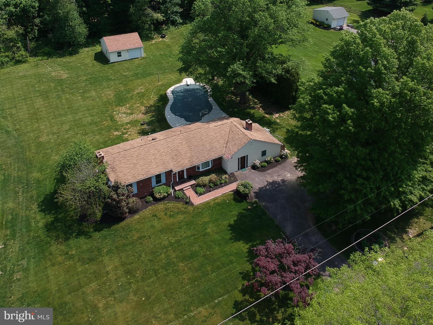 21 Hayhouse Rd, Perkasie, PA 18944 MLS PABU2049748 Coldwell Banker