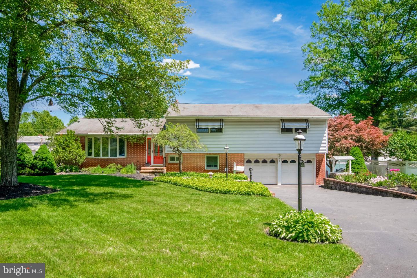 9 Houston Rd, Yardley, PA 19067 MLS PABU2050668 Coldwell Banker