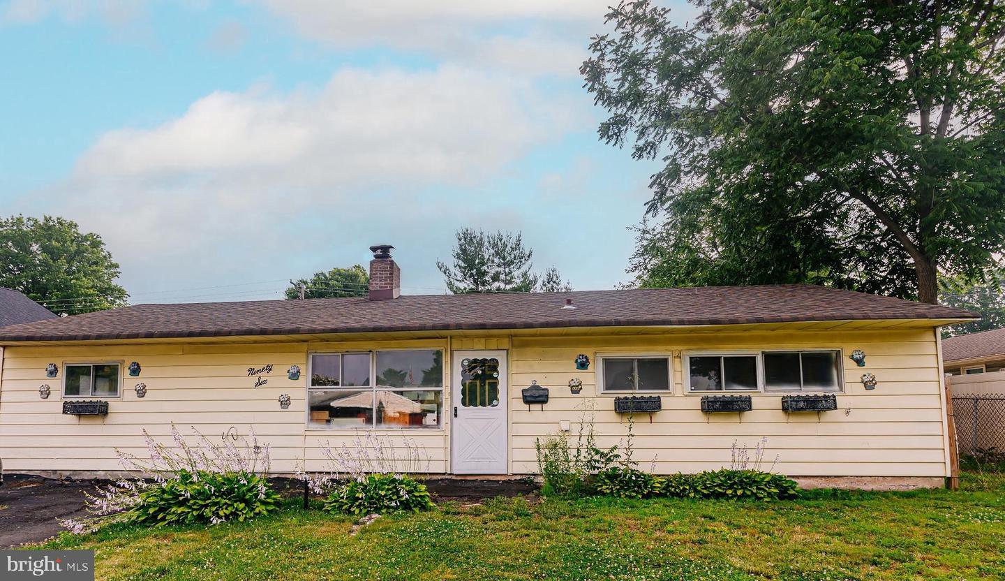 96 Elderberry Dr, Levittown, PA 19054 MLS PABU2052772 Coldwell Banker