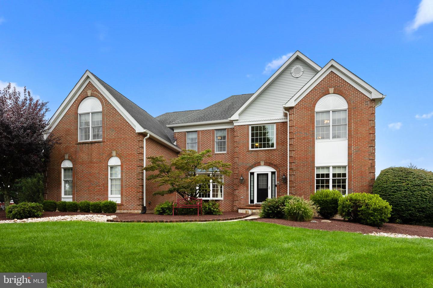 16 Columbia Cir, Richboro, PA 18954 MLS PABU2055788 Coldwell Banker