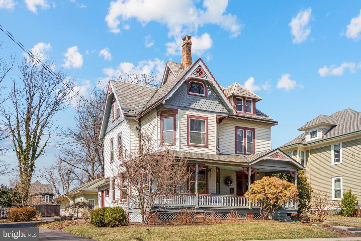110 N Lincoln Ave, Newtown, PA 18940 - MLS PABU2089976 - Coldwell Banker