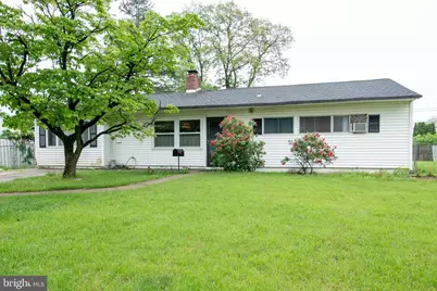 20 Serpentine Lane, Levittown, PA 19055 - Photo 1