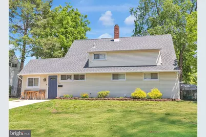 15 Wildflower Road, Levittown, PA 19057 - Photo 1